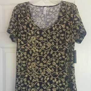 Lularoe Classic Tee